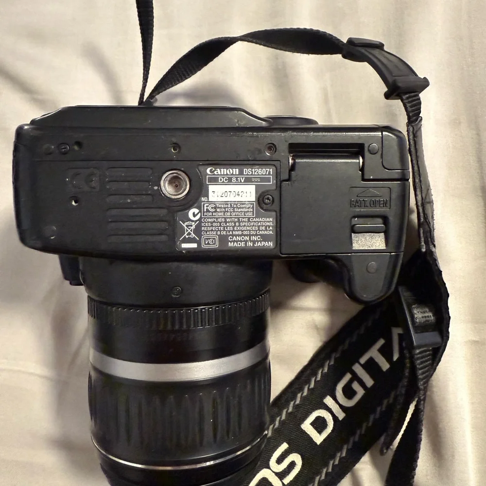 Canon Digital Rebel XT DSLR Camera